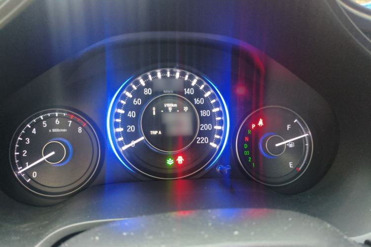 Used Honda Crider 2013 1.8L automatic luxury edition
