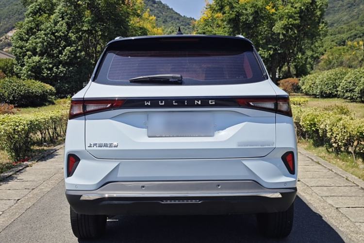 Used Wuling Asta 2022 2.0L DHT Electric-Speed Version