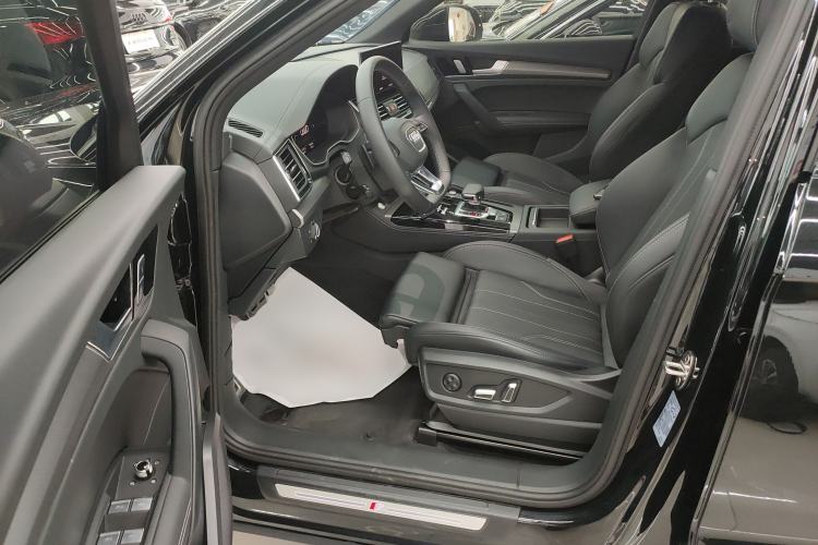 Used Audi Q5L 2025 40 TFSI Luxury Dynamic Edition
