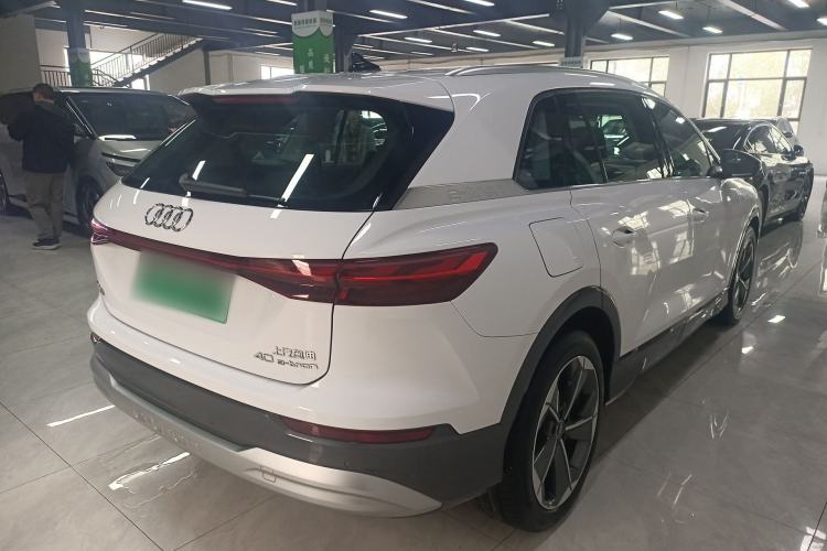 Used Audi Q5 e-tron 2023 40 e-tron Starry Edition Luxury Package Rear Right 45 Deg