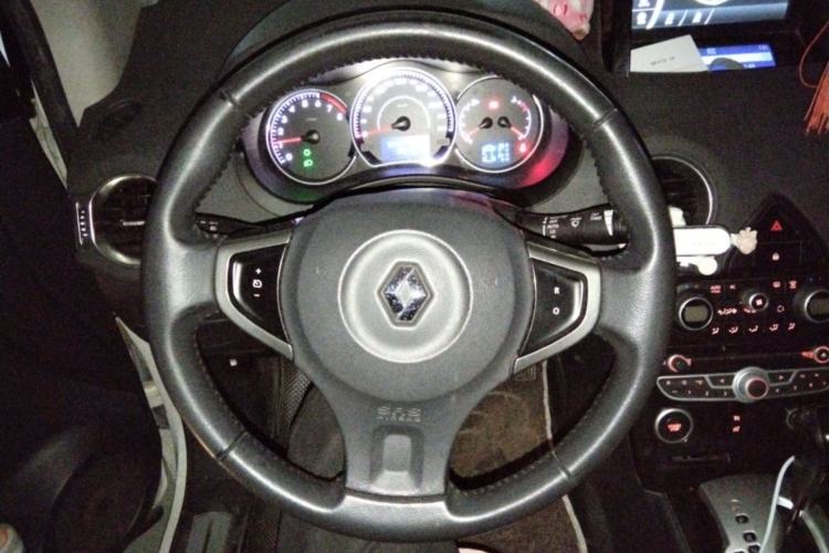 Used Renault Koleos 2012 2.5L Two-Wheel Drive Comfort Edition with Navigation