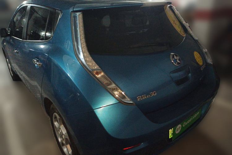Used Venucia Leaf 2014 Lingfeng Edition 6.6 KW
