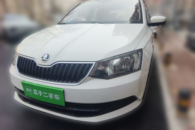 Used Skoda Fabia 2017 1.4L Automatic Car Enjoy Edition
