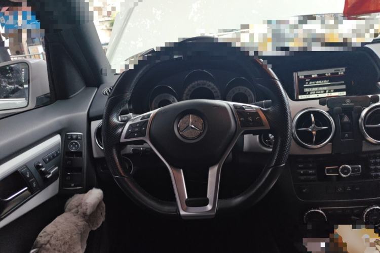 Used Mercedes-Benz GLK-Class 2015 GLK 260 4MATIC Fashion Edition Ultimate Version
