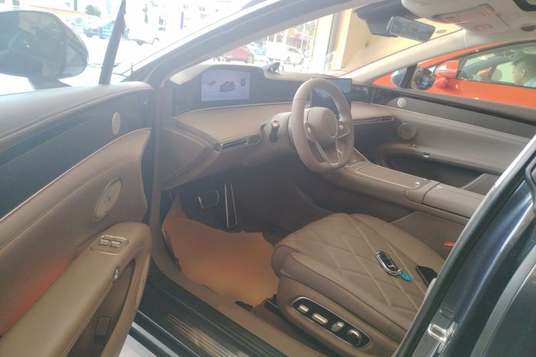 Used Hima Stelato S9 2025 Extended-Range Ultra Driver Seat