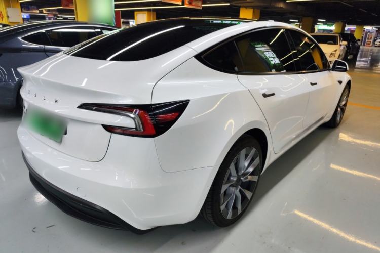 Used Tesla Model 3 2023 Rear-Wheel-Drive Version
