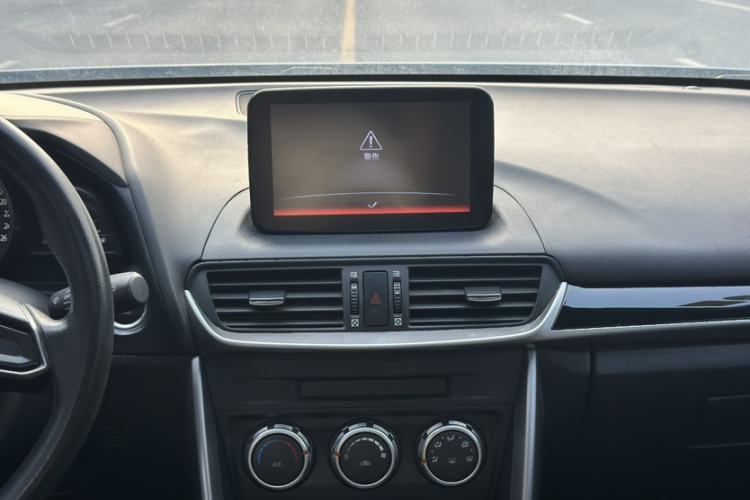 Used Mazda CX-4 2018 2.0L Automatic Two-Wheel Drive Blue Sky Dynamic Version China V Standard
