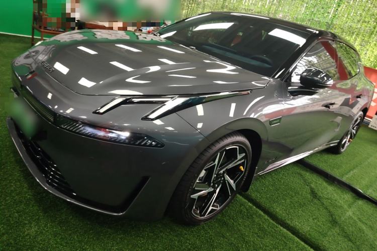 Used Lynk & Co 07 2024 EM-P 126 Long-Range Halo
