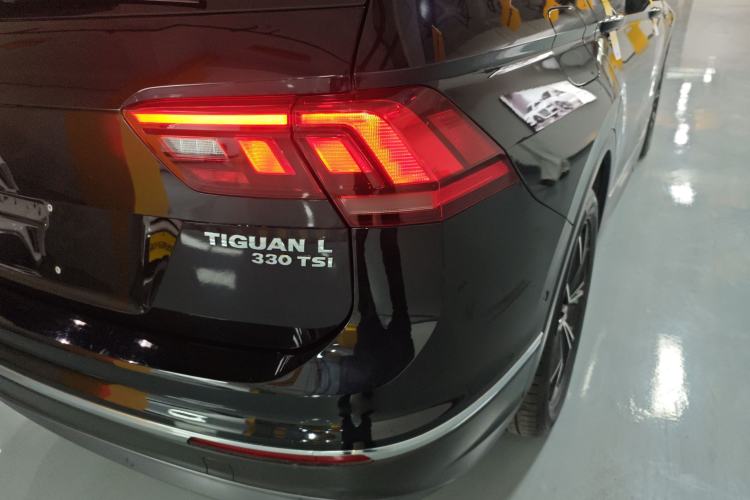 Used Volkswagen Tiguan L 2019 Revised 330TSI Automatic Two-Wheel Drive Smart & Luxury Edition China VI Standard
