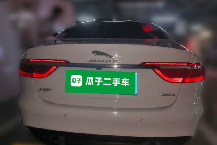 Used Jaguar XF 2016 XF 2.0T Two-Wheel-Drive Luxury Edition Rear