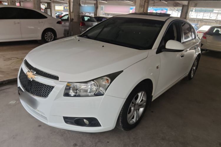 Used Chevrolet Cruze 2013 Hatchback 1.6L Manual Luxury Model