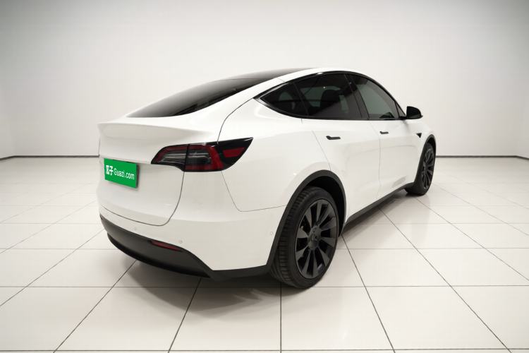 Used Tesla Model Y 2021 Long-Range All-Wheel-Drive Version