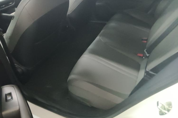 Used Roewe D6 2025 450 km Premium Edition
