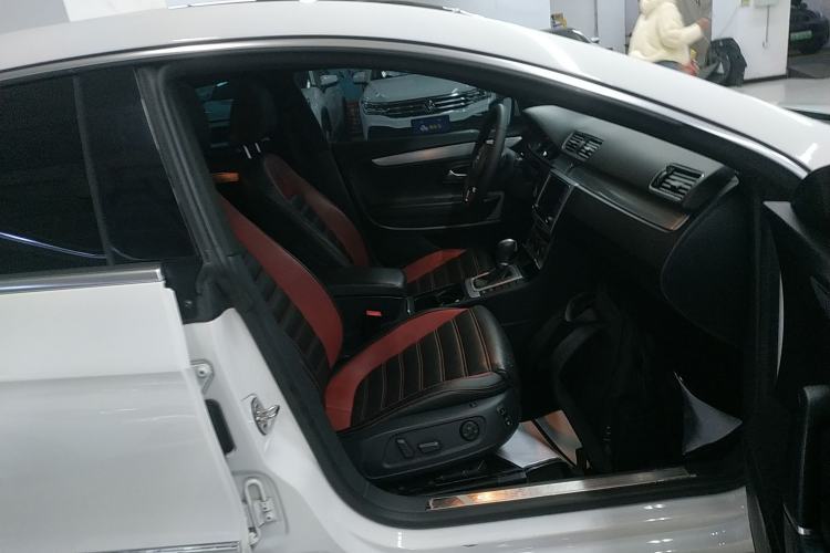 Used Volkswagen FAW-Volkswagen CC 2018 1.8TSI Luxury Model Right Front Seat