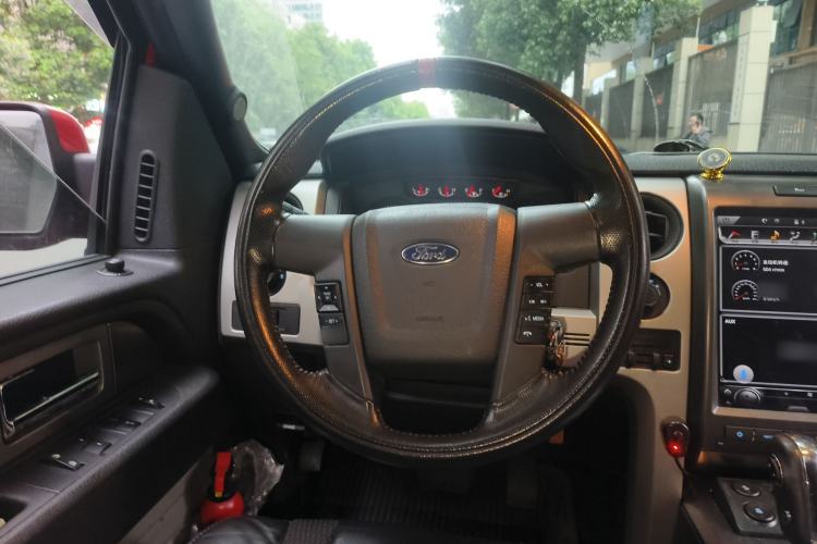 Used Ford F-150 Raptor 