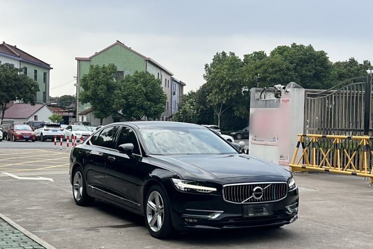 Used Volvo S90 2019 T5 Zhiyi Edition
