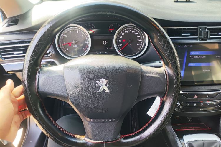 Used Peugeot 408 2014 1.8L Manual Leading Edition