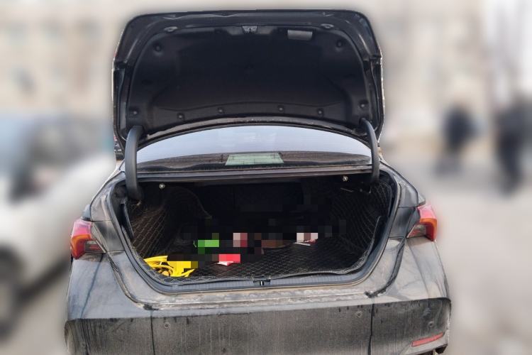 Used Toyota Avalon 2019 2.0L Luxury Edition China VI Standard Trunk