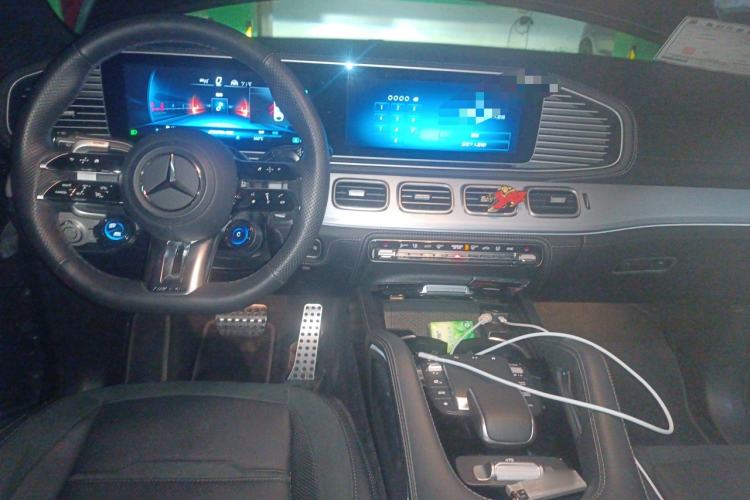 Used Mercedes-Benz GLE AMG 2022 AMG GLE 53 4MATIC+ Center Console