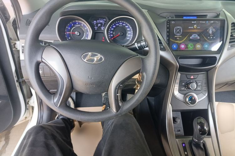 Used Hyundai Elantra (5th Generation / Langdong) 2012 1.6L Automatic Fashion Edition