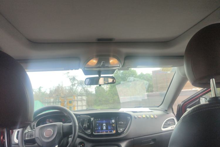 Used Fiat Viaggio 2015 1.4T Automatic Jingxiang Edition
