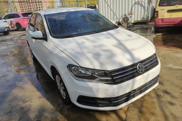 Used Volkswagen Santana 2018 1.5L Manual Fashion Edition Front Right 45 Deg