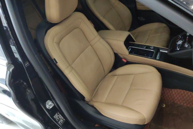 Used Lincoln Corsair 2022 Revised Version 2.0T Two-Wheel Drive Luxury Edition
