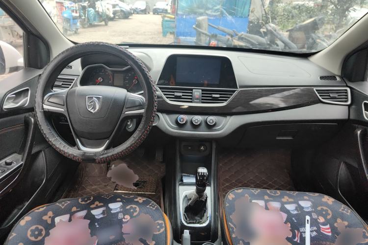 Used Baojun 310 2016 1.2L Manual Value Edition