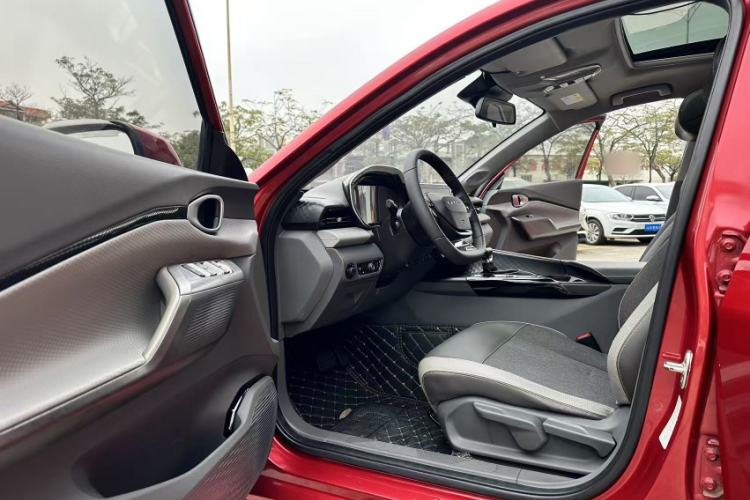 Used Baojun RC-5 2020 1.5T CVT Smart Luxury Edition