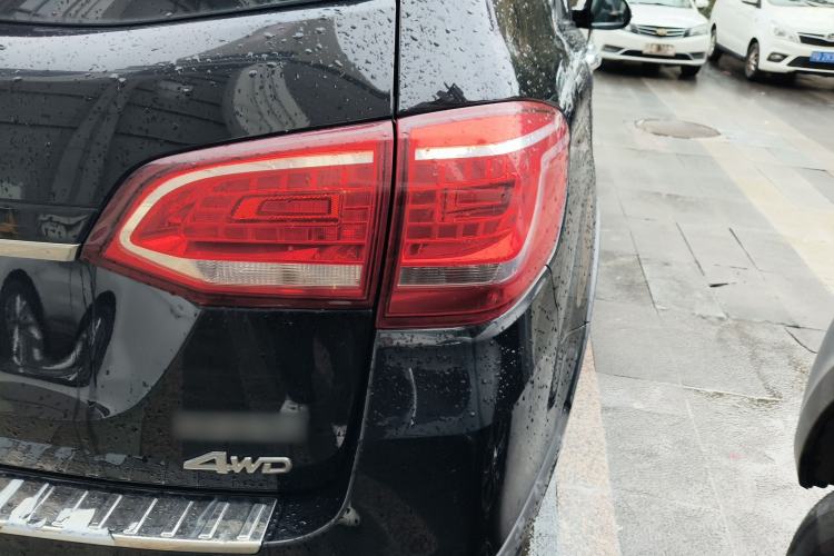 Used Haval H6 2015 Revised Version Sport Edition 1.5T Manual Transmission Two-Wheel Drive Elite Grade