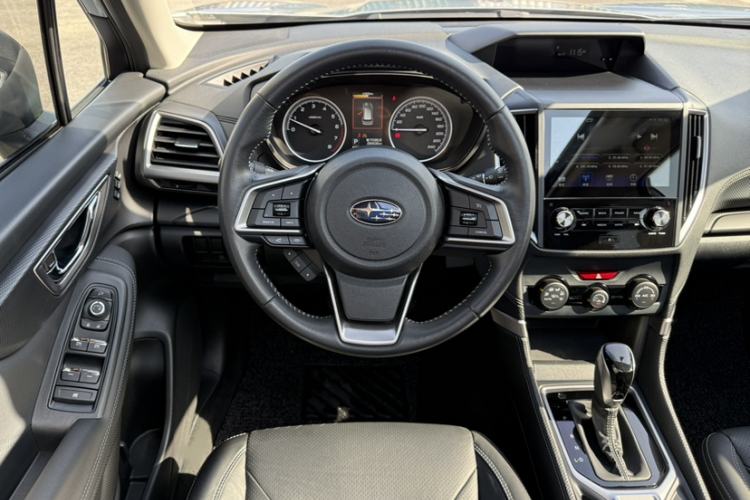 Used Subaru Forester 2021 2.0i Luxury Edition Steering Wheel