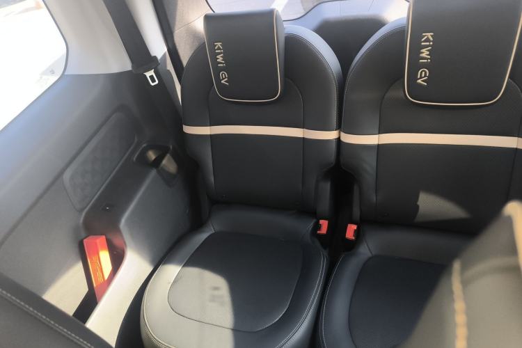 Used Baojun KiWi EV 2022 Artist Lite Edition Ternary Lithium