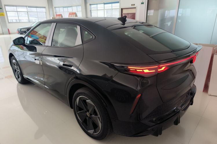 Used Volkswagen ID.UNYX 2025 Pure Model