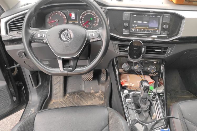 Used Volkswagen Tayron 2019 330TSI Two-Wheel-Drive Luxury Version China V Emission Standard
