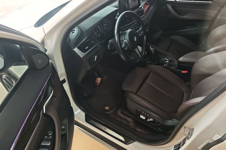 Used BMW X1 2022 Updated xDrive25Li Premium Edition Driver Seat