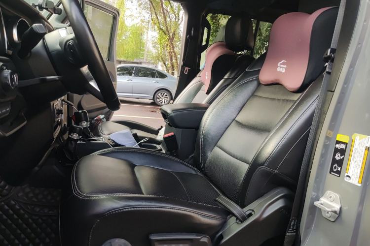 Used Jeep Wrangler New Energy 2021 Four-Door 2.0T 4xe Sahara Left Front Seat