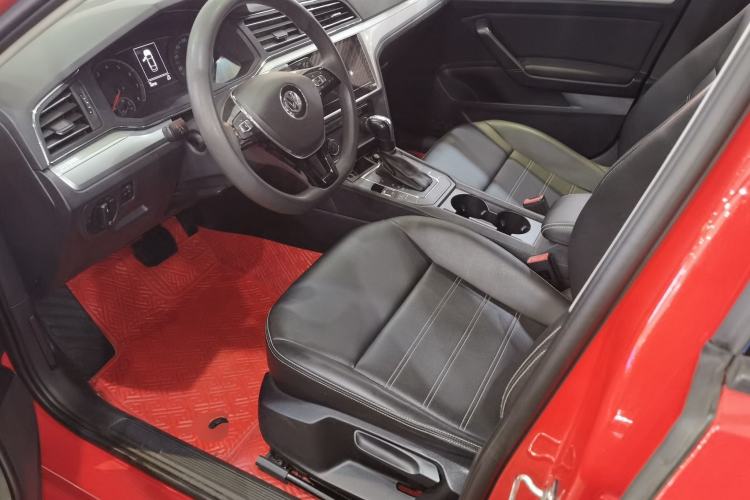 Used Volkswagen Lamando 2021 230TSI DSG Fashion Edition
