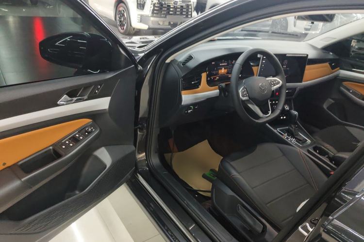 Used Volkswagen Bora 2025 Facelifted 200TSI DSG Yuexing Navigation Edition