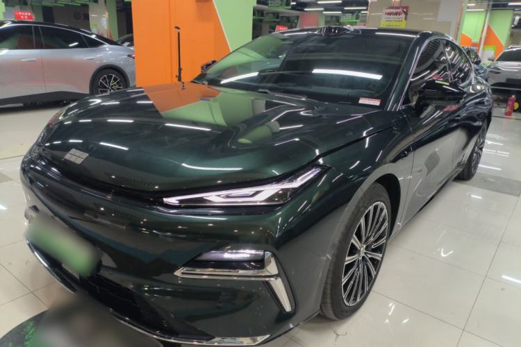 Used Geely Galaxy 8 2025 130km EM-P Starship Edition