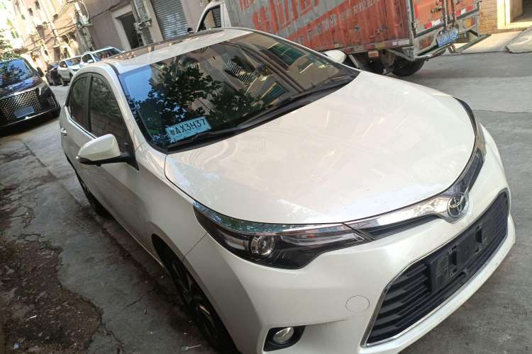 Used Toyota Levin 2014 1.8V CVT Luxury Edition Front Right 45 Deg