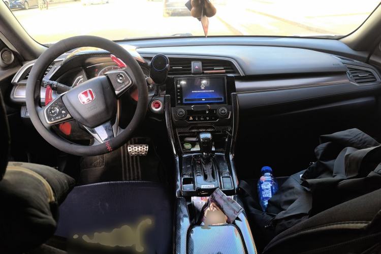 Used Honda Civic 2021 HATCHBACK 220TURBO CVT Trendy Cool Edition Center Console