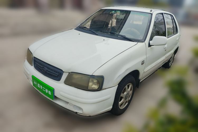 Used FAW Xiali 2011 A+ 1.0L Hatchback