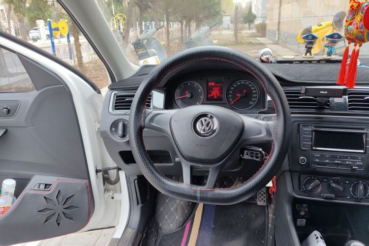 Used Volkswagen Santana 2016 1.4L Manual Fashion Edition
