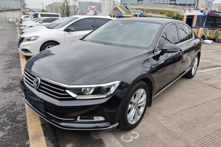 Used Volkswagen Magotan 2018 330TSI DSG Luxury Model