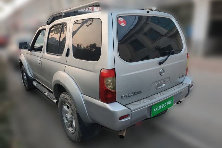 Used Nissan Paladin 2013 2.4L Two-Wheel Drive Standard Version China IV Standard