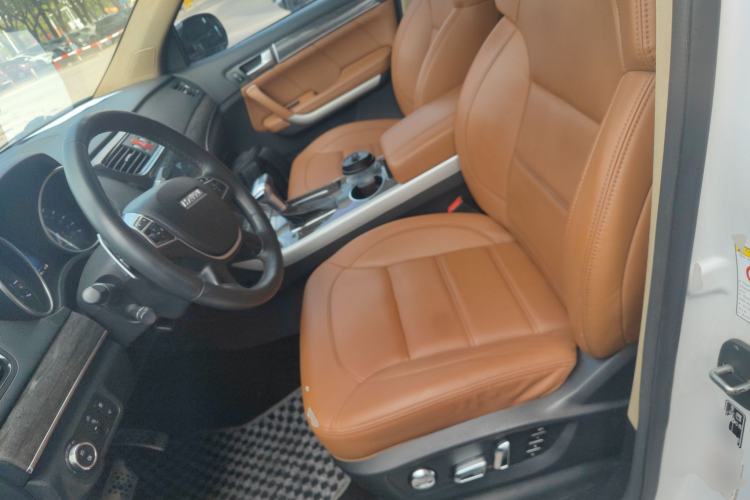 Used Haval H8 2015 2.0T Two-Wheel-Drive Elite Version