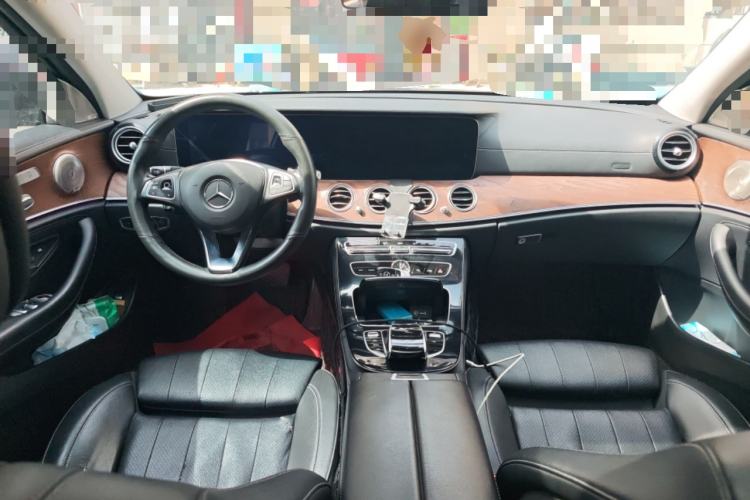 Used Mercedes-Benz E-Class 2016 E 200 L
