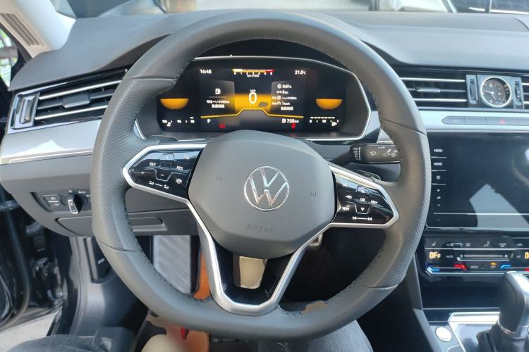 Used Volkswagen Magotan 2023 2 Million Units Limited Edition 330TSI DSG Leading Version Steering Wheel