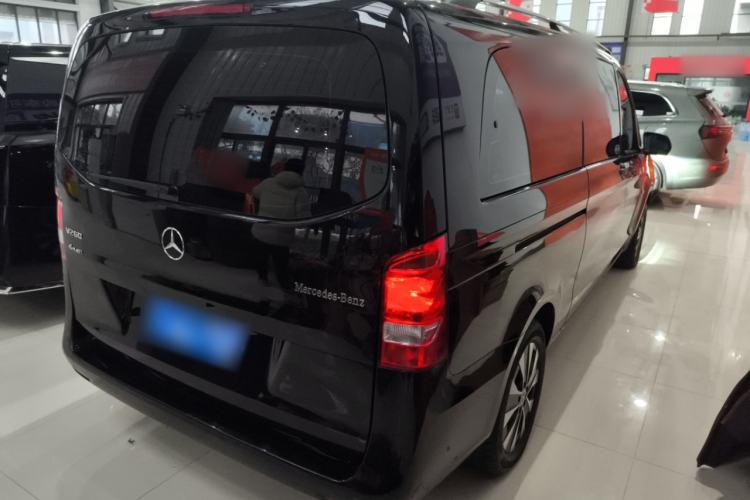 Used Mercedes-Benz Vito 2021 2.0T Elite Version 7 Seats
