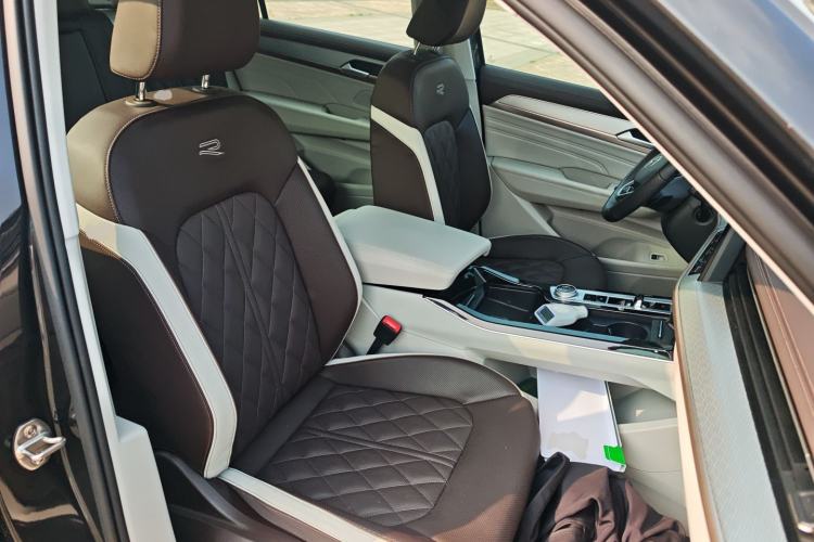 Used Volkswagen Tavendor 2023 380TSI Four-Wheel Drive R-Line Cruise Edition